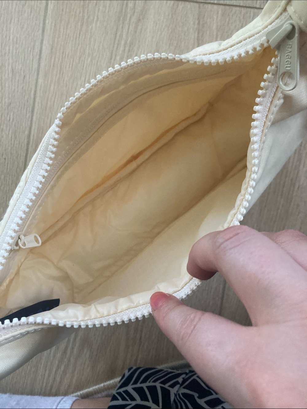 Baggu swan bag - Picture 4 of 4